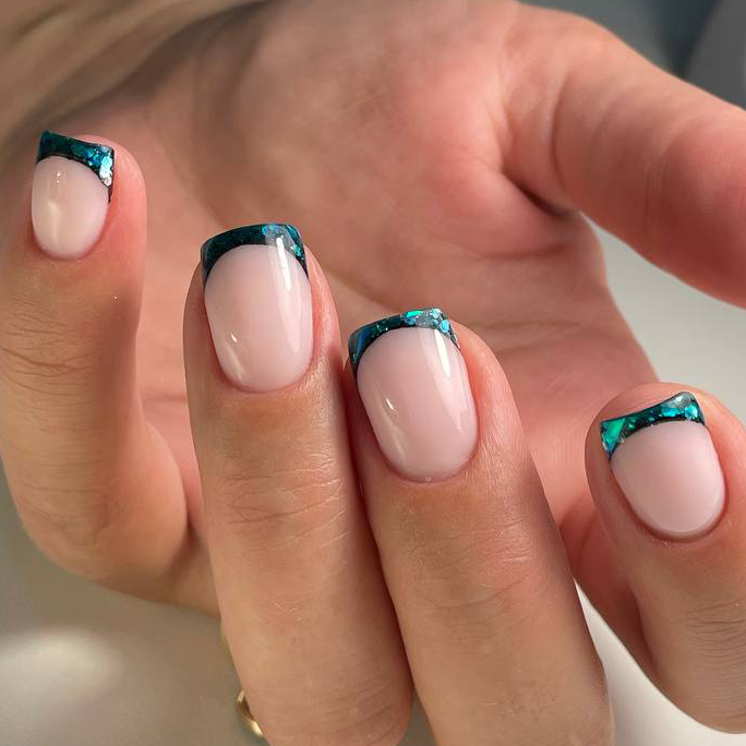 Выкладной аквариумный френч на свои ногти