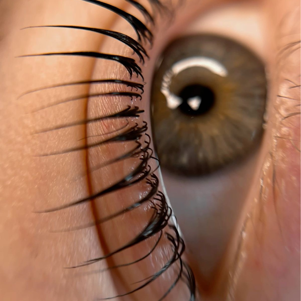 Окрашивание ресниц