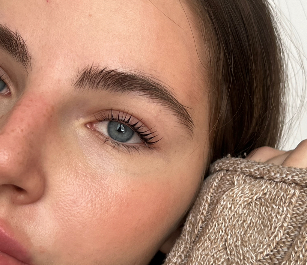 Ламинирование верхних ресниц