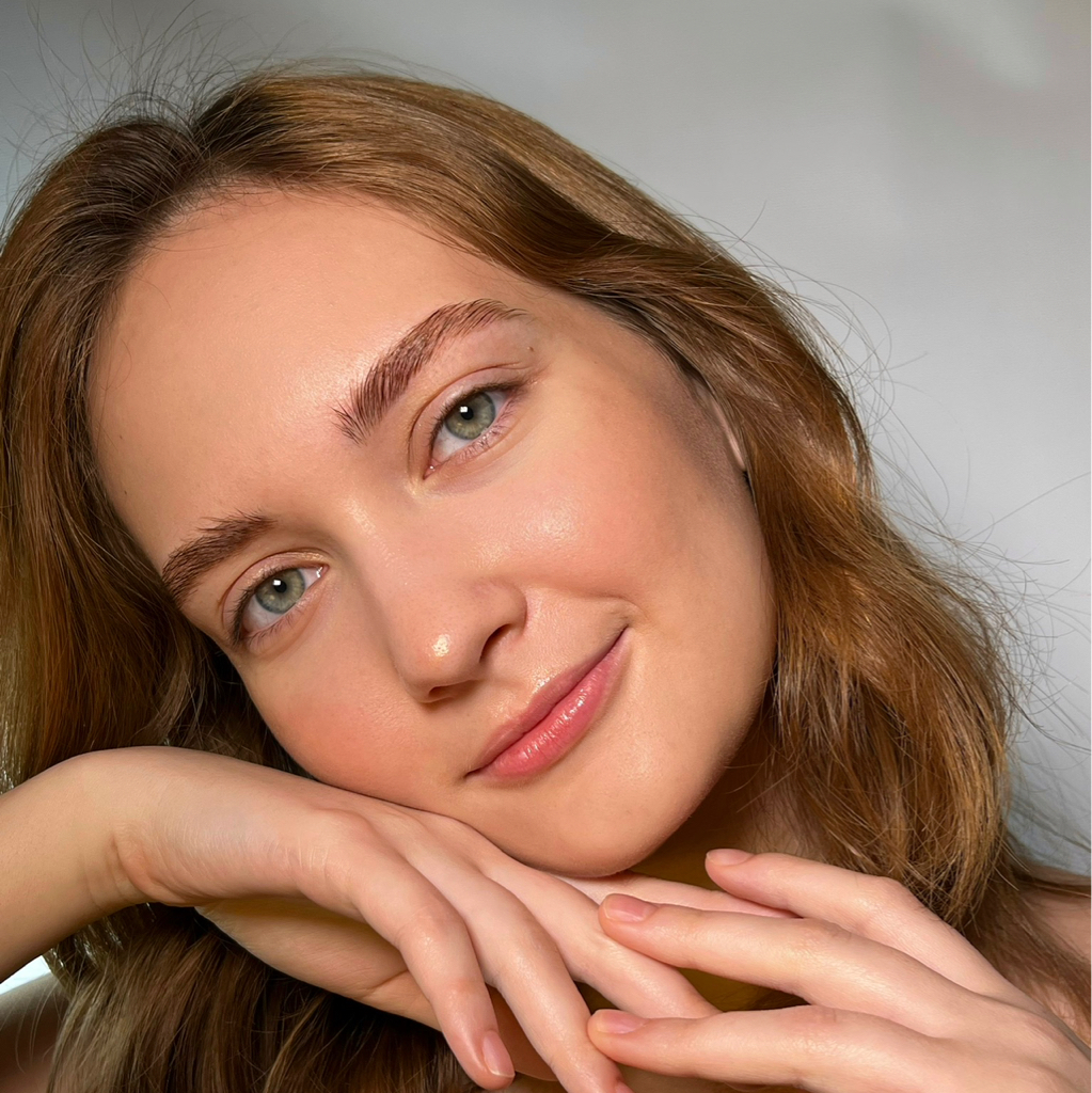 Осветление бровей