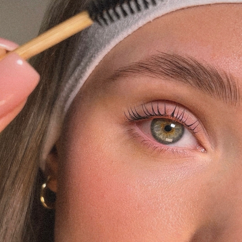 Ламинирование бровей+ламинирование верхних ресниц