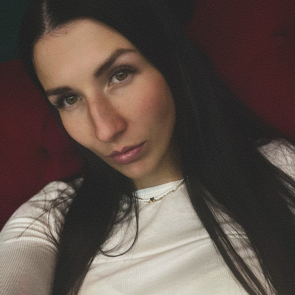Алена