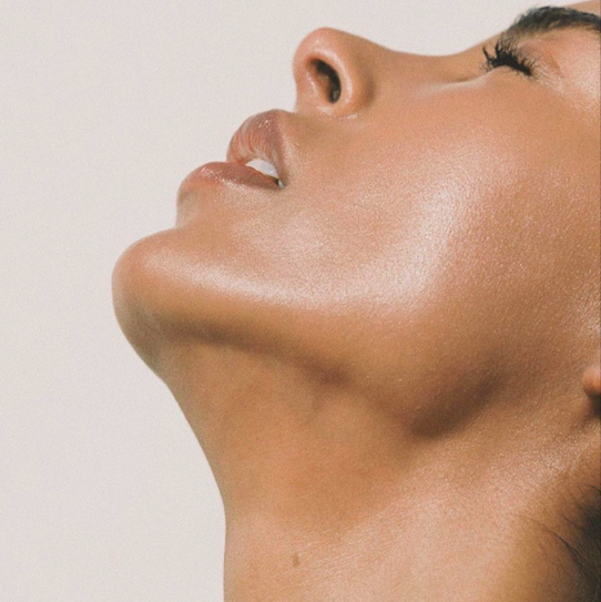 Депиляция  области лица (воск)