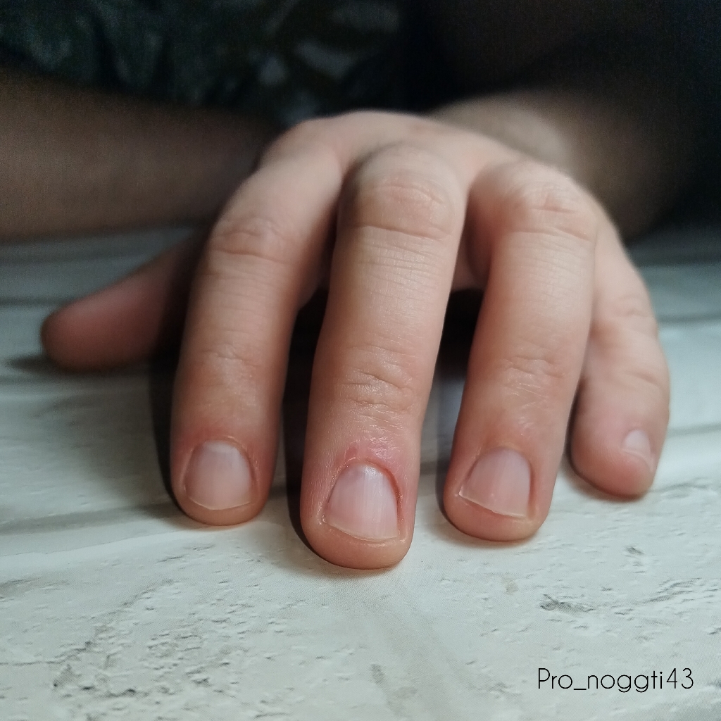 Маникюр гигиенический