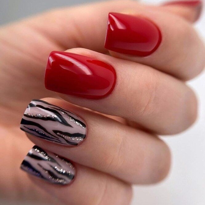 Маникюр с покрытием гель-лак