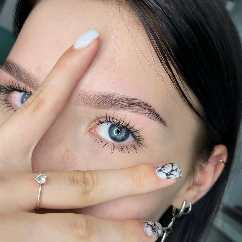 КОМБО №5: коррекция+окрашивание бровей хной/краской