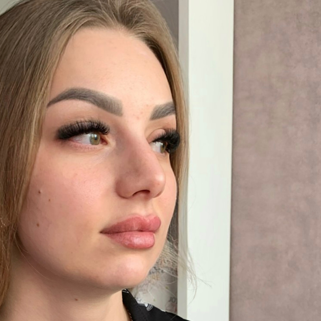 Наращивание ресниц 4D - 5D/УФ