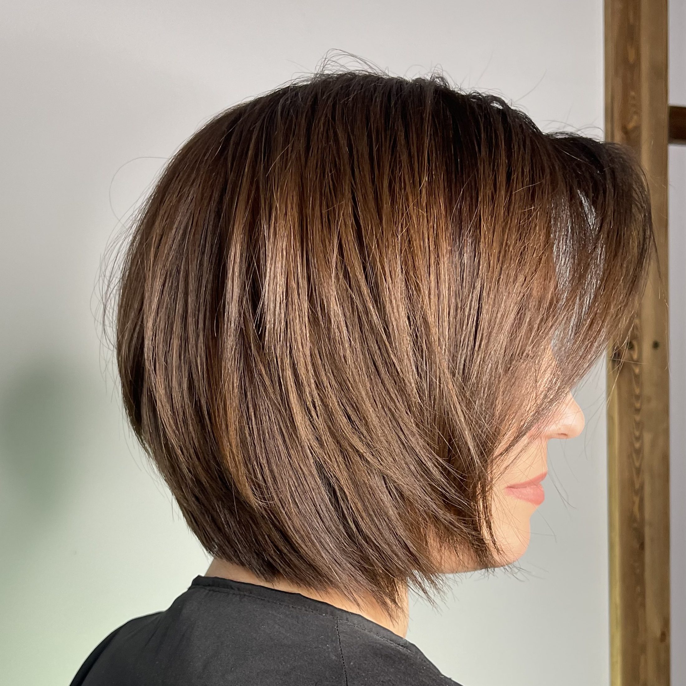 Окрашивание в один тон до плеч