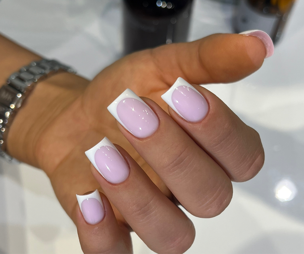 Маникюр + укрепление(гель)+ френч