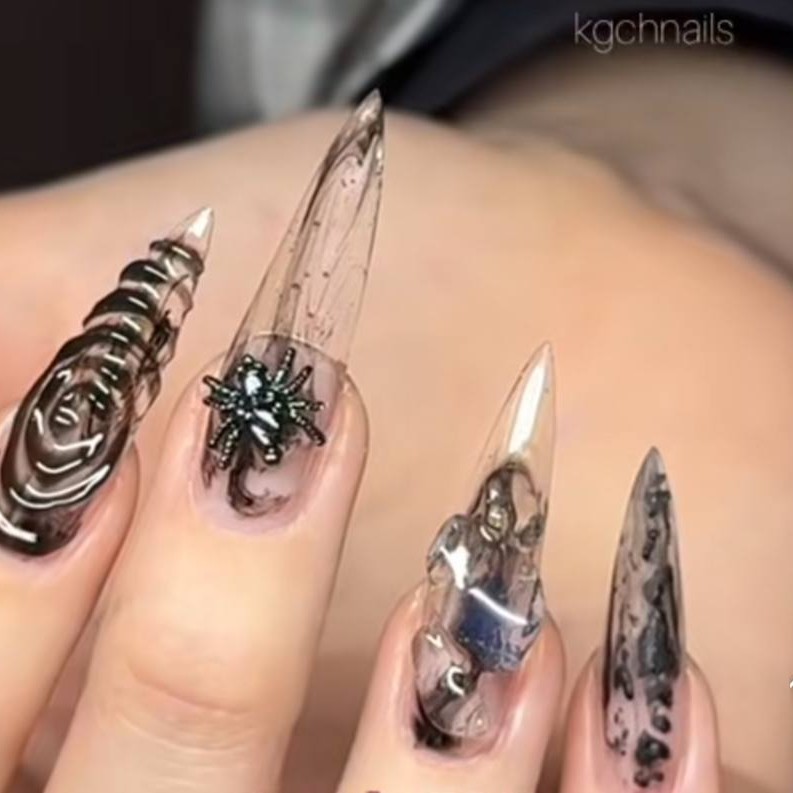 Наращивание ногтей