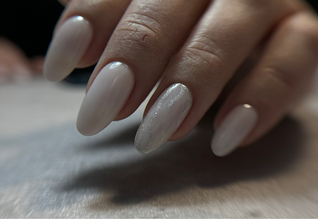 Чужая коррекция нарощенных