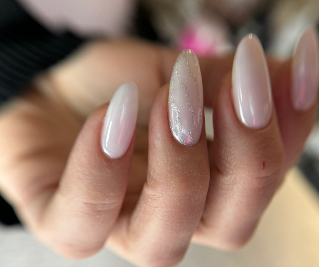 Коррекция наращивания