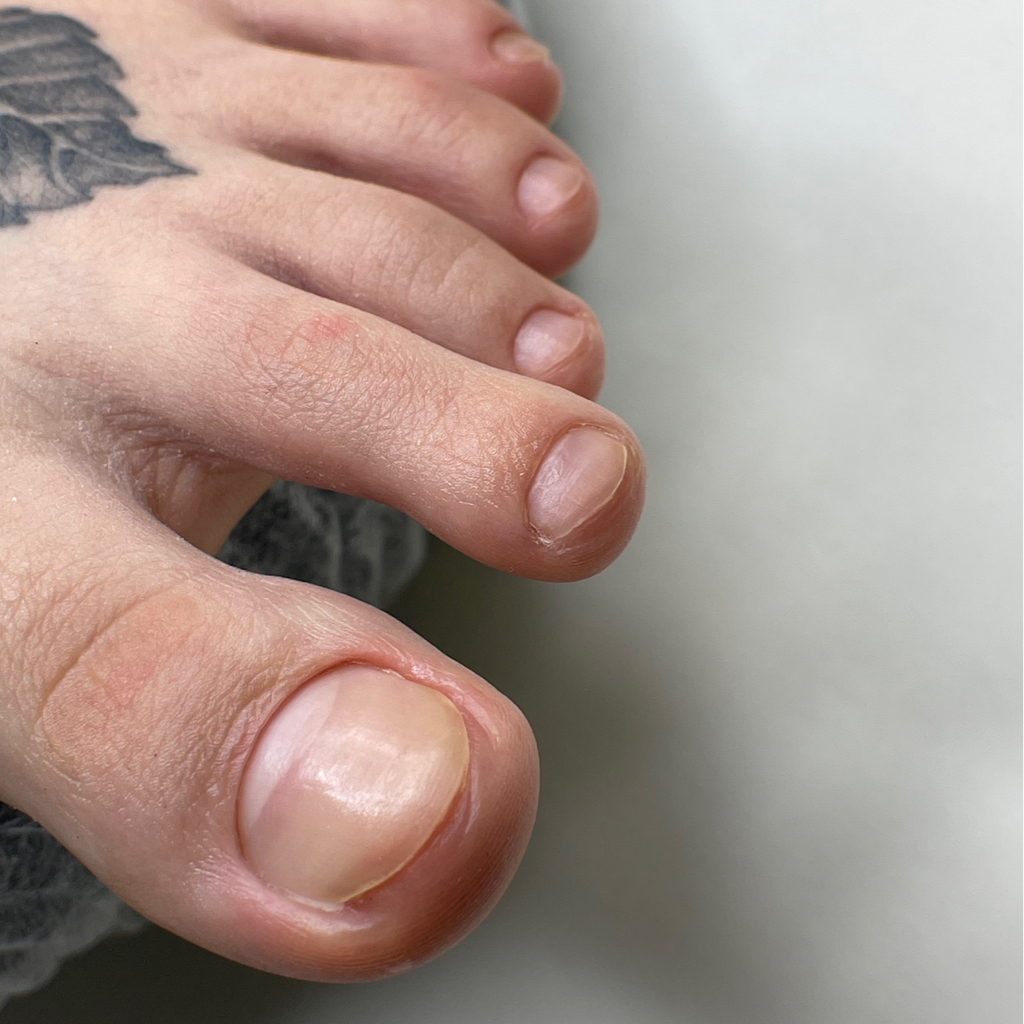 Педикюр гигиена пальчики и стопы(без покрытия)