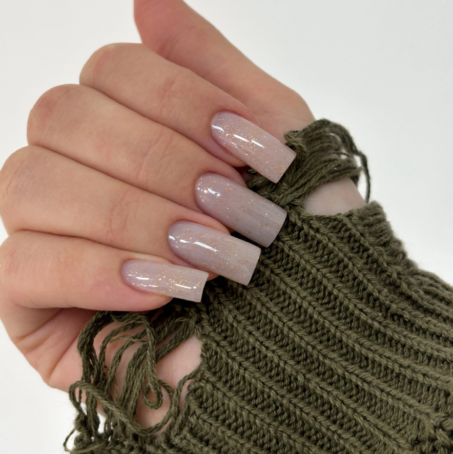 Маникюр с покрытием гель-лак