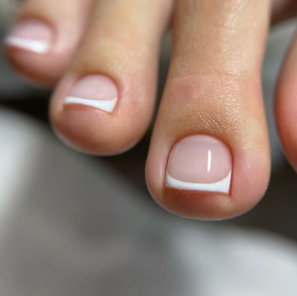 Педикюр с покрытием гель-лак