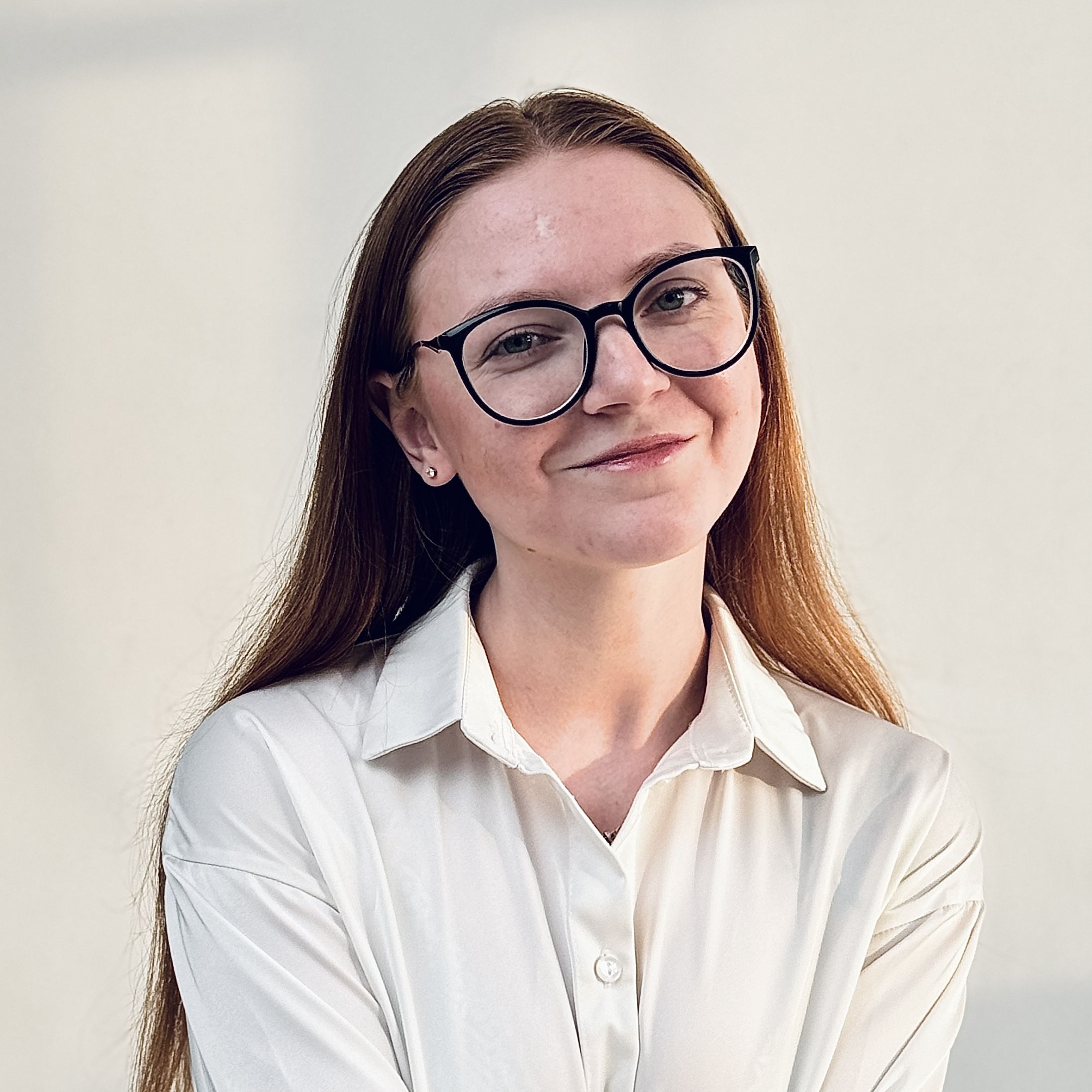 Софья Кропотина (в отпуске с 12.11-17.11 вкл)