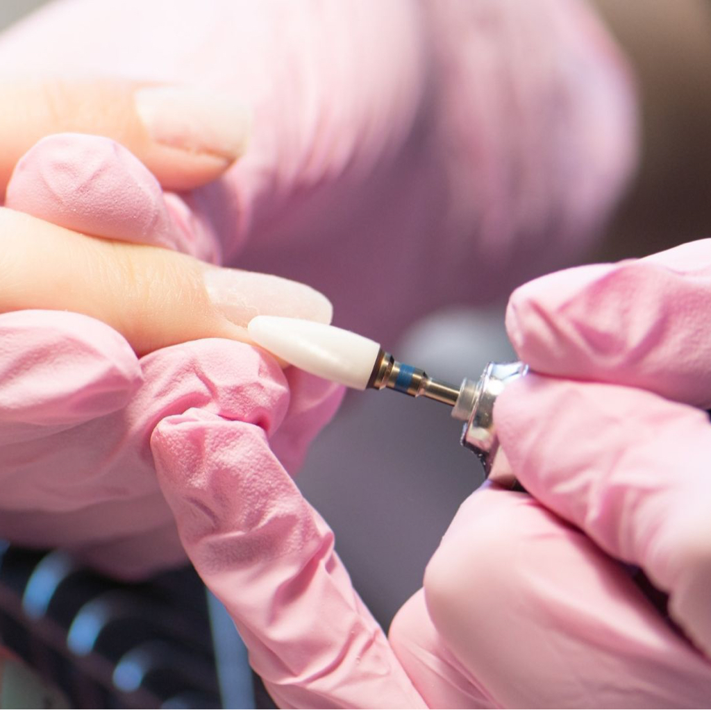 СНЯТИЕ ЧУЖОГО ПОКРЫТИЯ (без маникюра и покрытия в дальнейшем❗️)