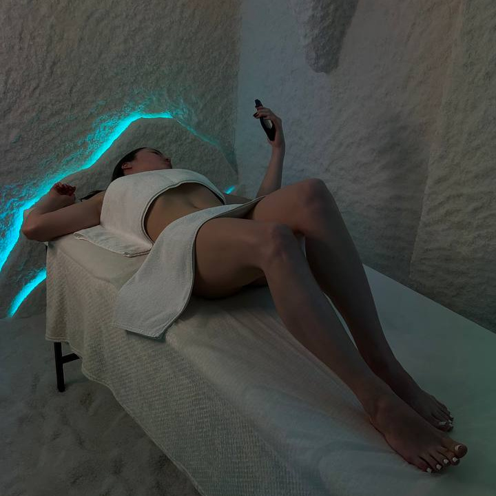 Массаж нижних конечностей (стопы, голени, бедра) (50 минут)