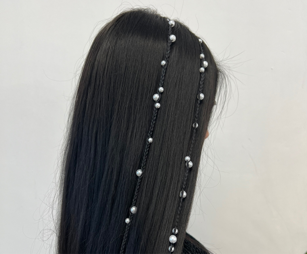 Пирсинг волос (4 косички)