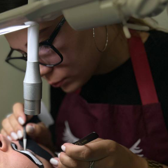 Наращивание ресниц