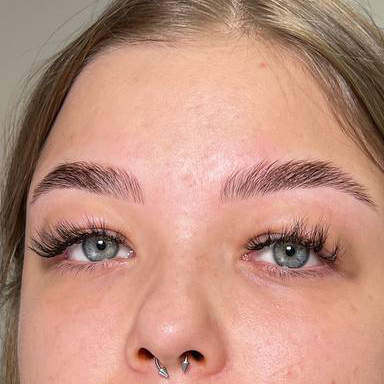 Ламинирование бровей