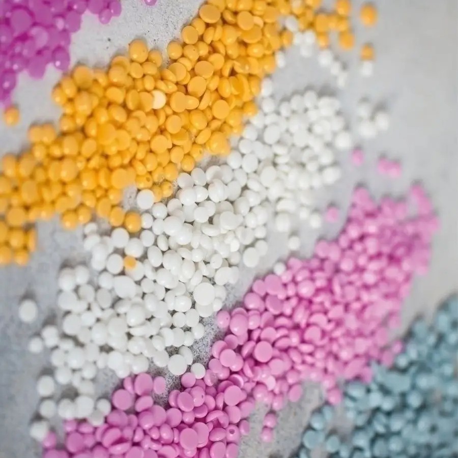 Восковая депиляция комплекс ( ноги полностью, глубокое бикини, подмышечные впадины