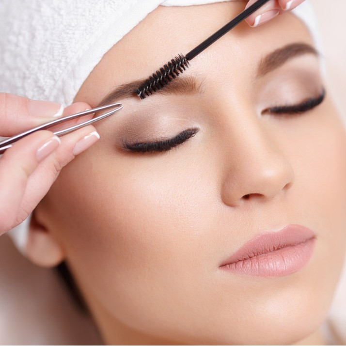 брови коррекция/ пинцет, воск