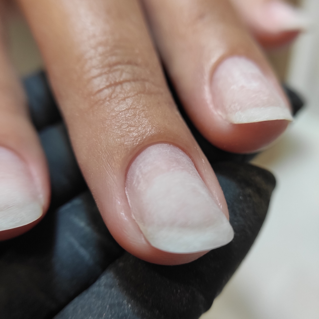 Комби маникюр