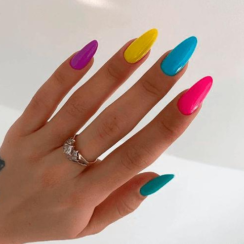 Couleurs Multiples (3+ Couleurs)