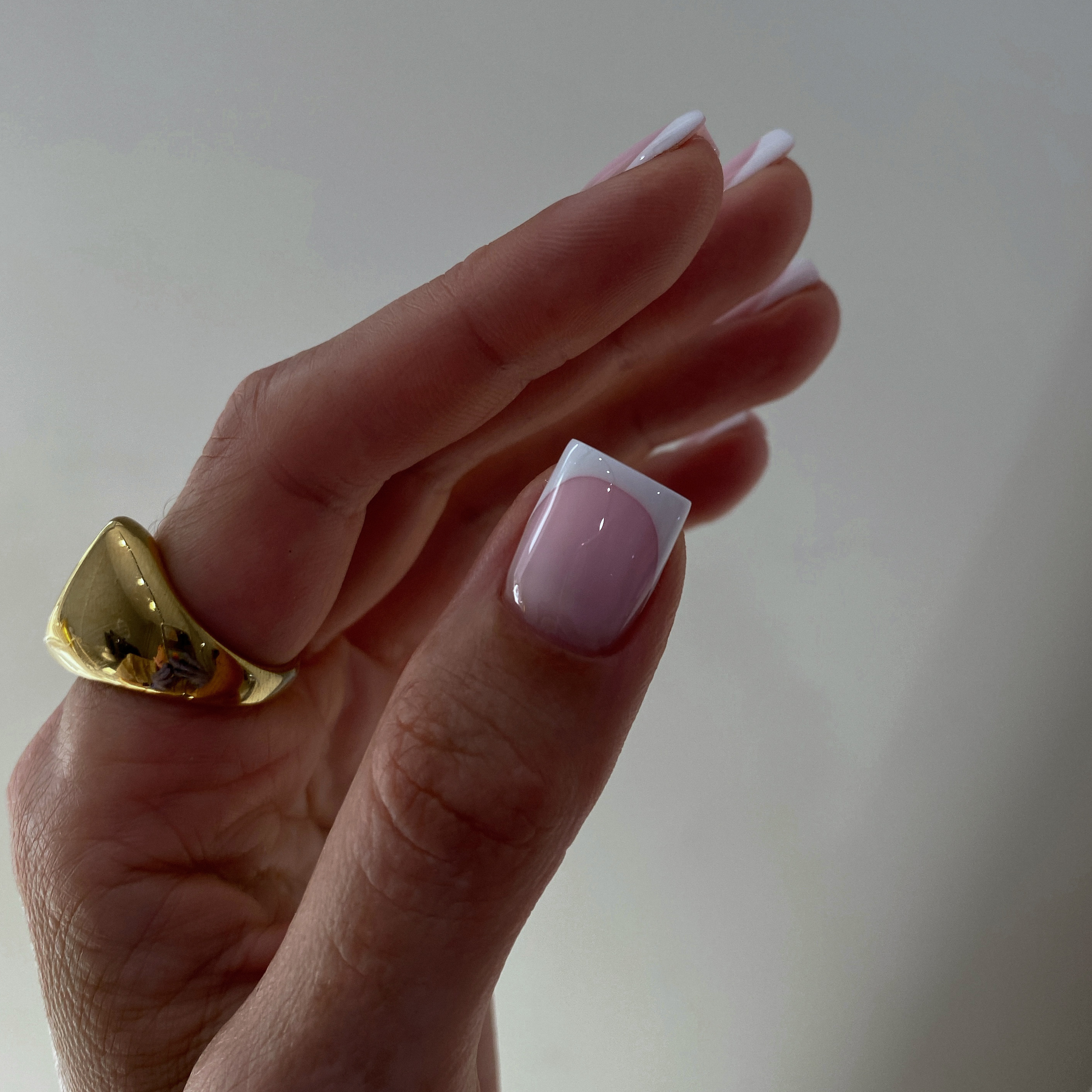 Комбинированный маникюр и укрепление гелем