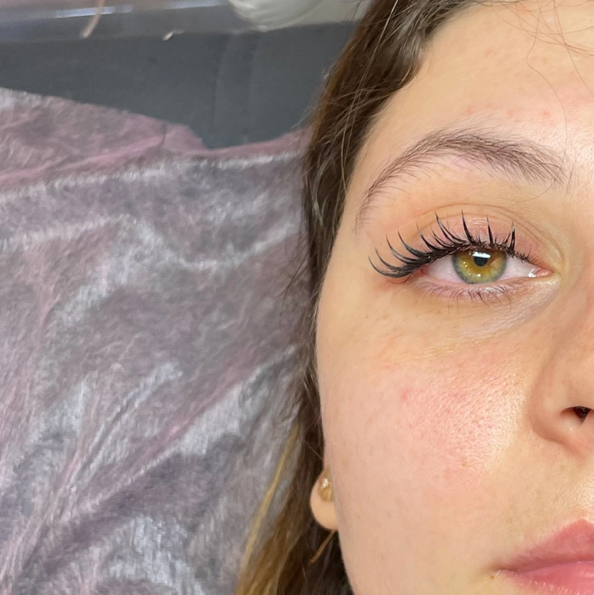 наращивание ресниц(аниме)