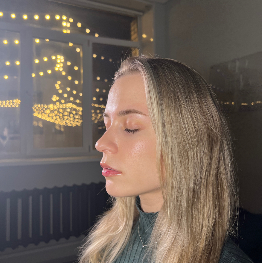 Окрашивание бровей краской