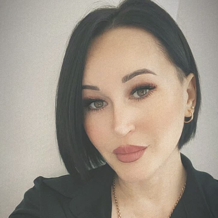 Руфина (колорист/Стилист/парикмахер Универсал)