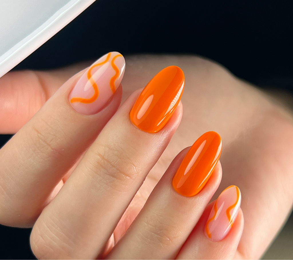 Маникюр с покрытием гель-лак