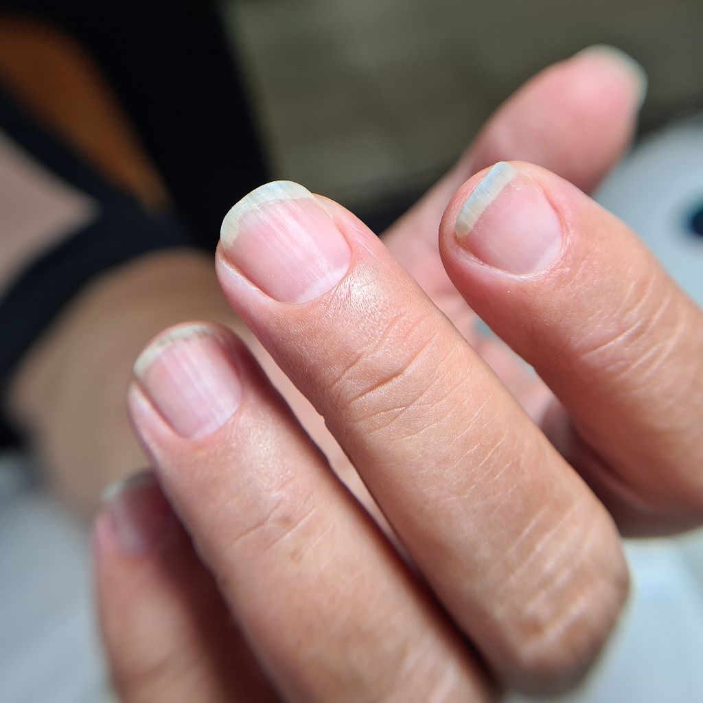 Маникюр гигиенический