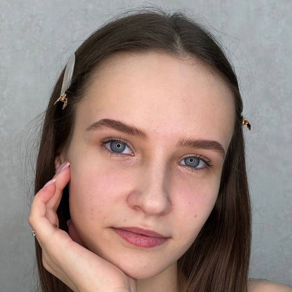 Архитектура бровей с окрашиванием