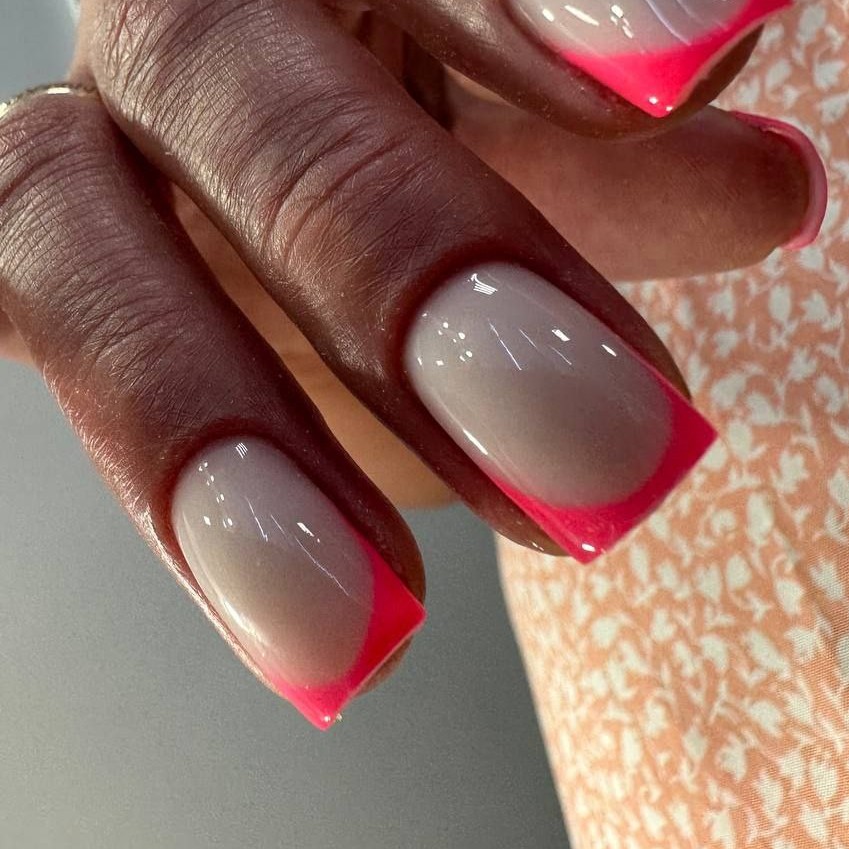 Маникюр с покрытием гель-лак