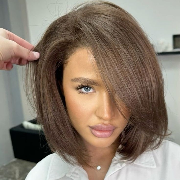 Окрашивание в один тон.
Длина волос до плеч