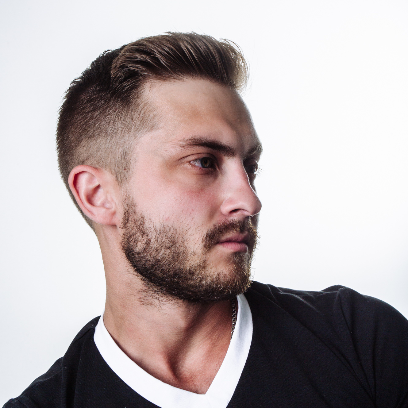 Стрижка мужская модельная