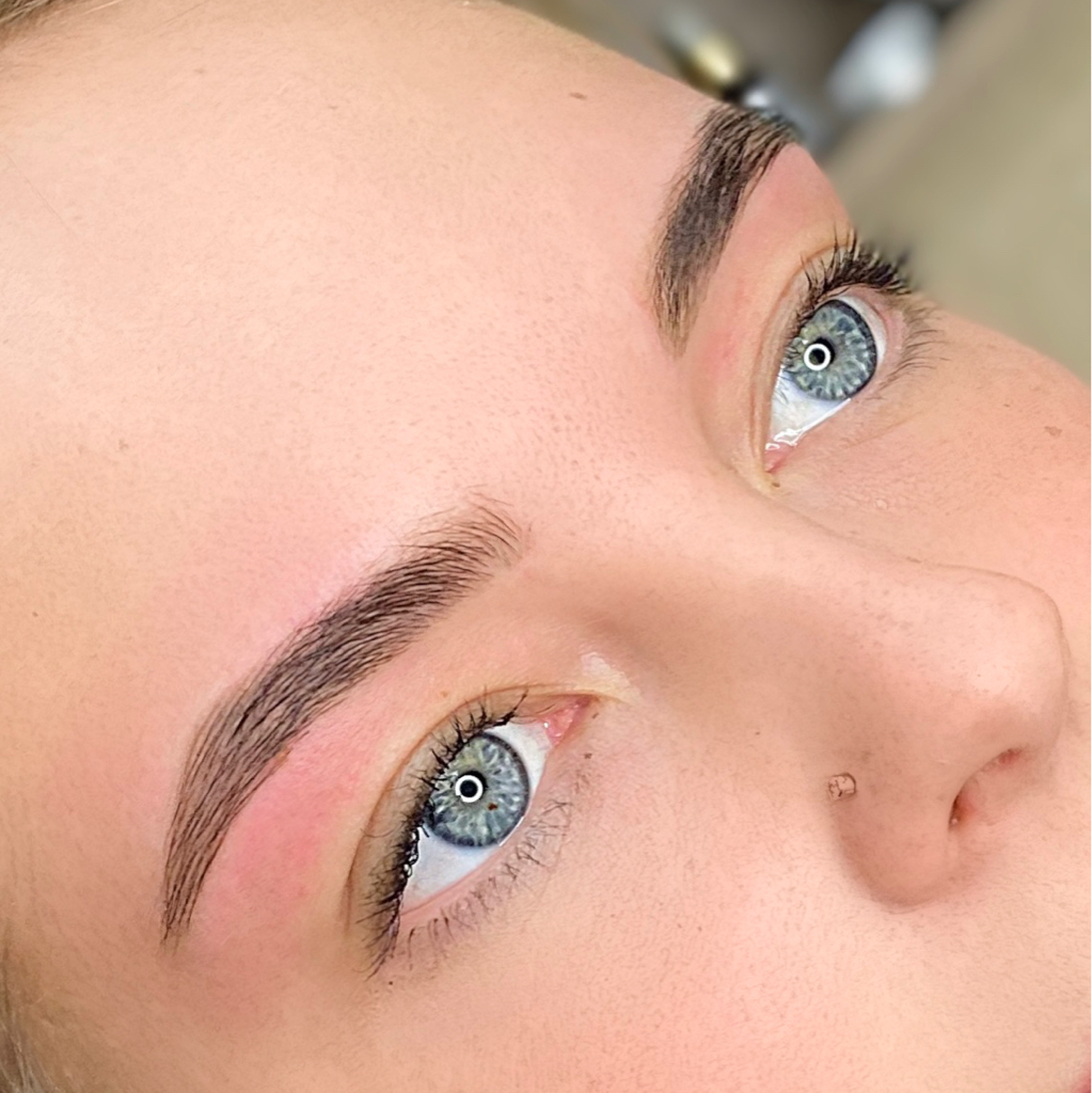 Архитектура бровей + окрашивание