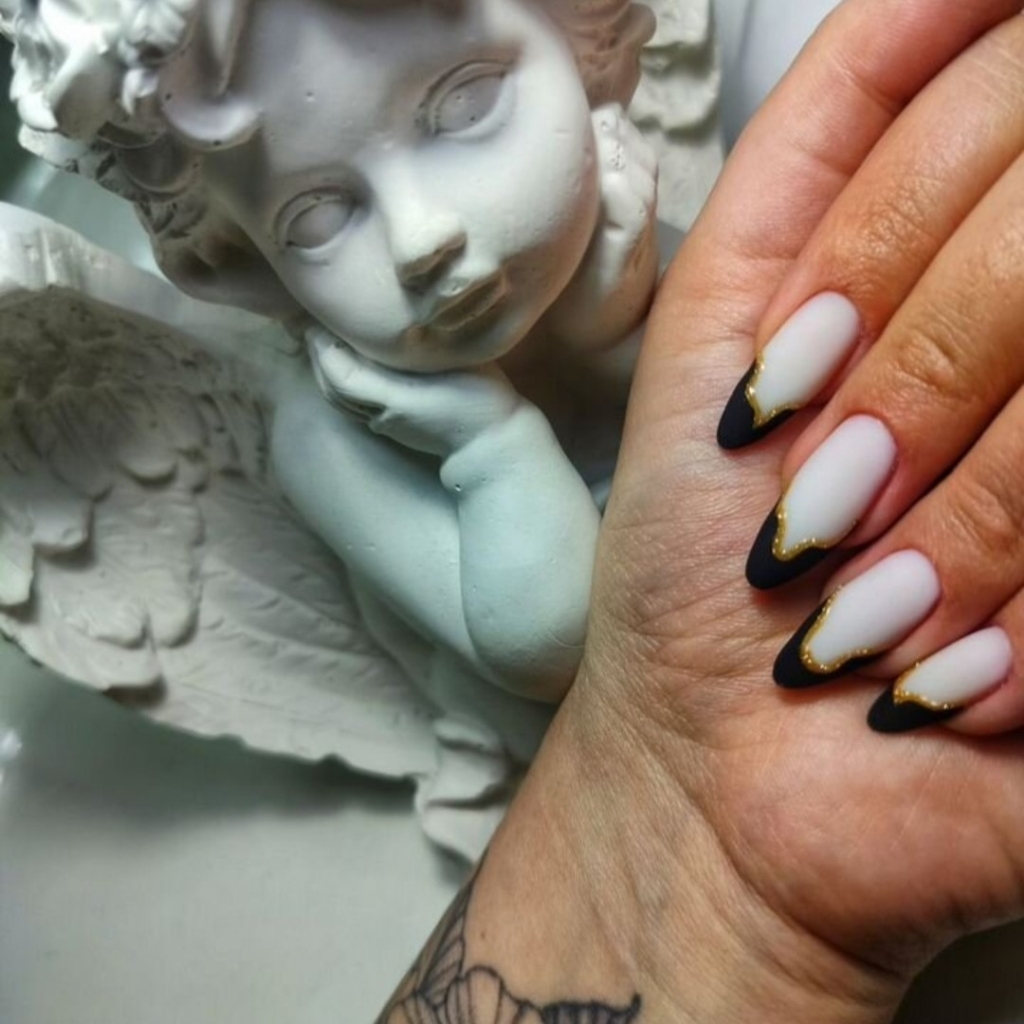 Маникюр + гель-лак, без дизайна