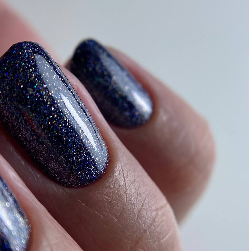 Маникюр с покрытием гель-лак, короткие однотон