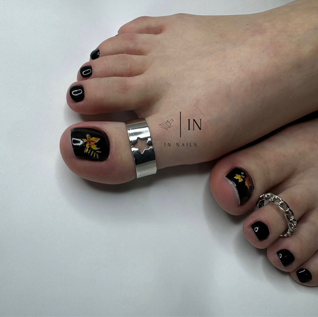 Полный педикюр с покрытием