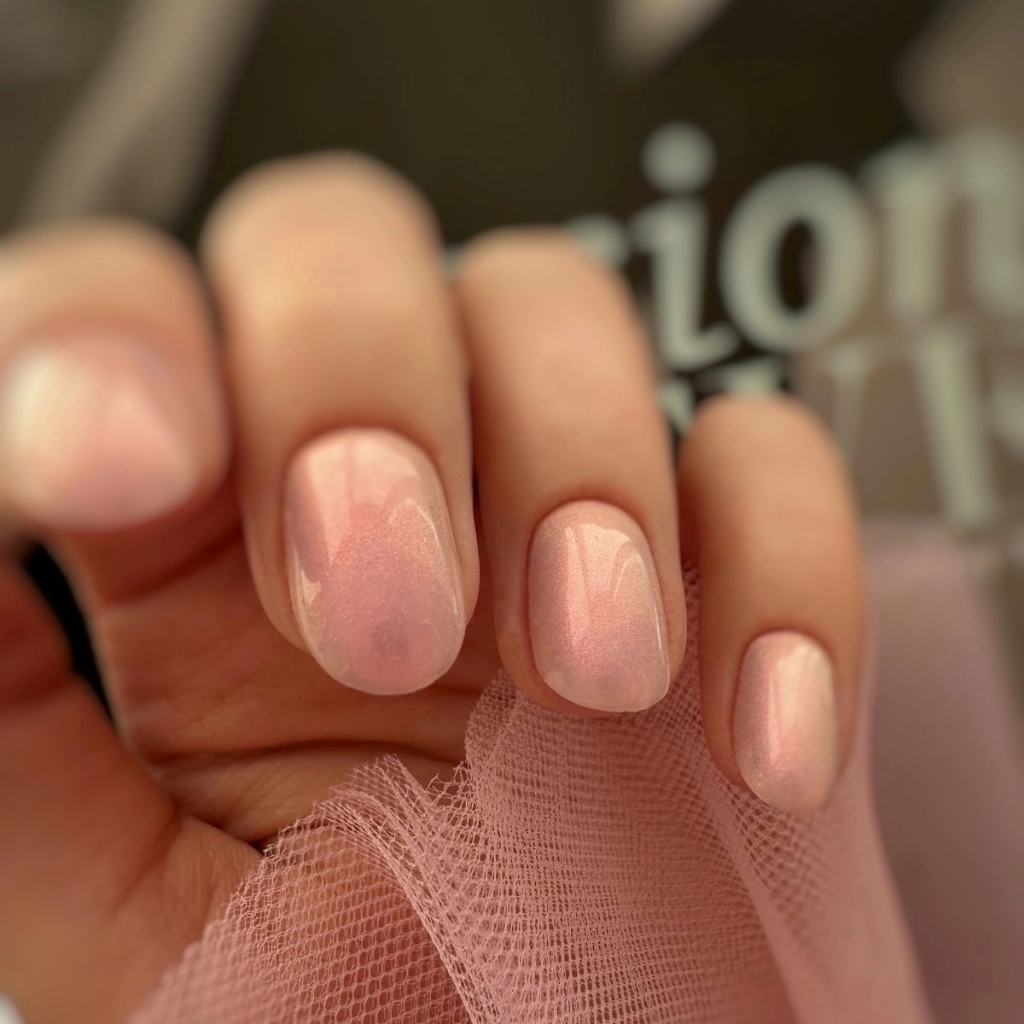 Маникюр с покрытием гель-лак+укрепление