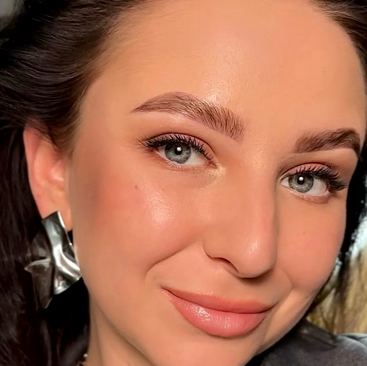 Ламинирование, окрашивание, коррекция бровей