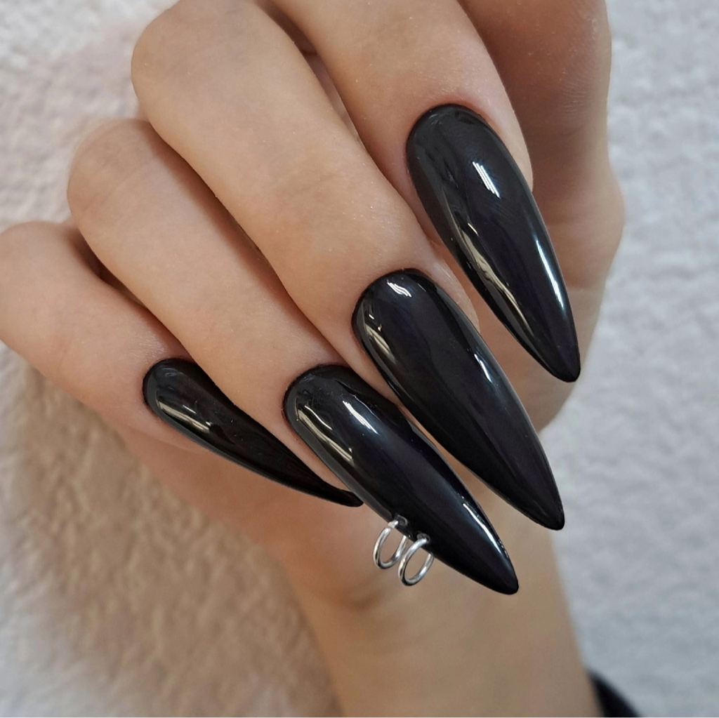 Наращивание ногтей Длина до 3 - 2700 р