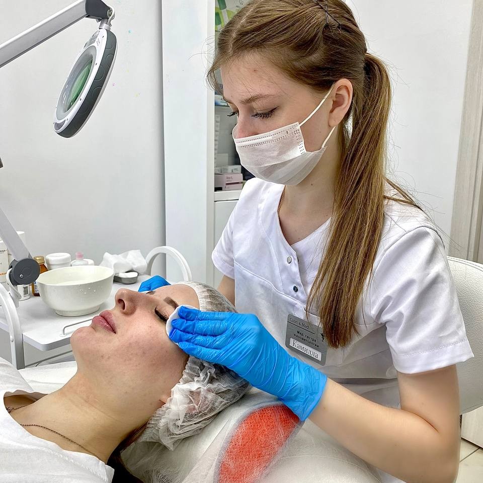 Азелаиновый пилинг с Оранжевым пилингом лица + шеи Sesderma (Испания)