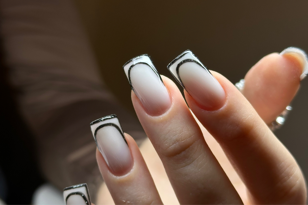 Маникюр (восстановление архитектуры) + покрытие гель-лак