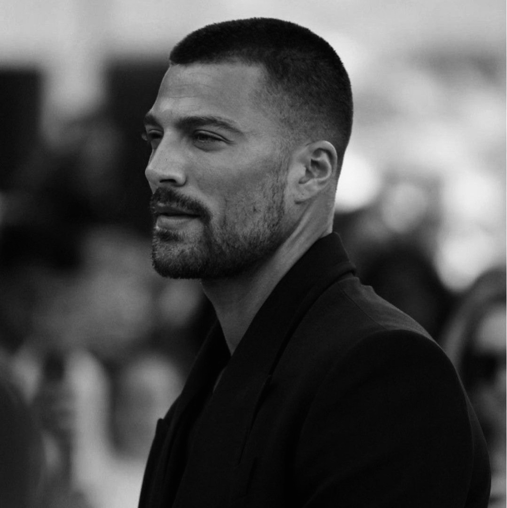 СТРИЖКА ПОД МАШИНКУ С ОДНОЙ НАСАДКОЙ