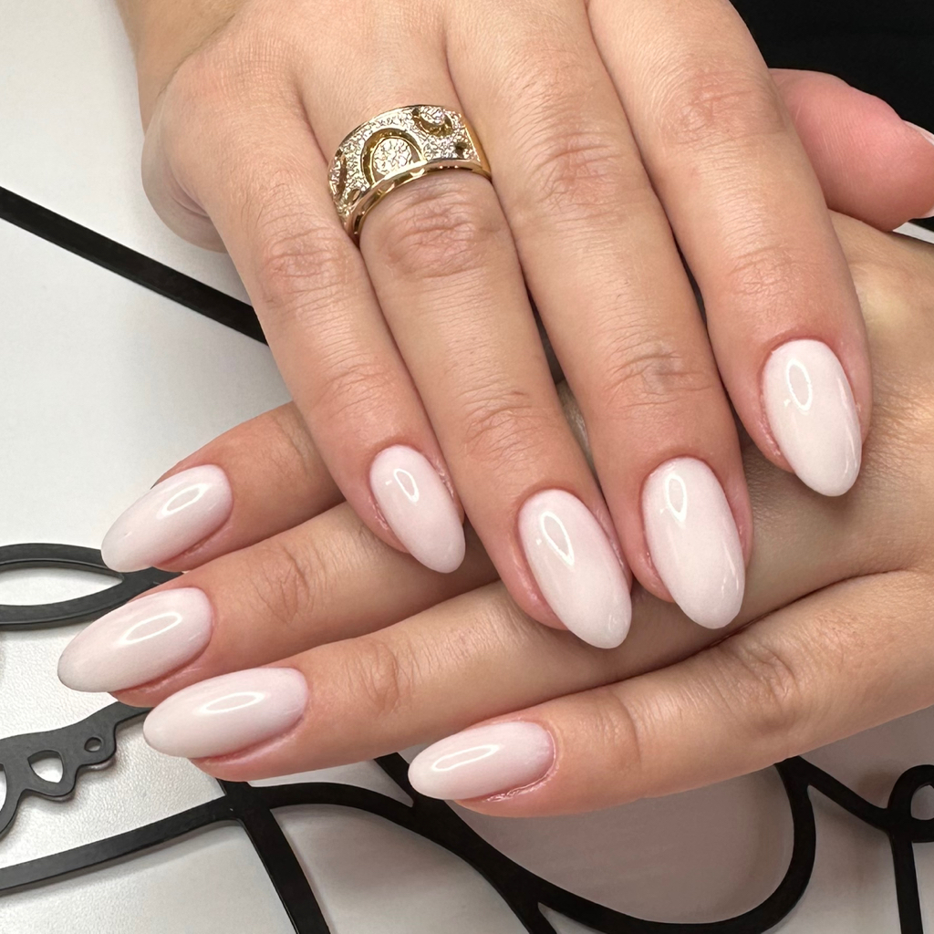 Beauté des mains + pose semi permanent + renforcement | 🤍 Маникюр + Гель-лак с укреплением